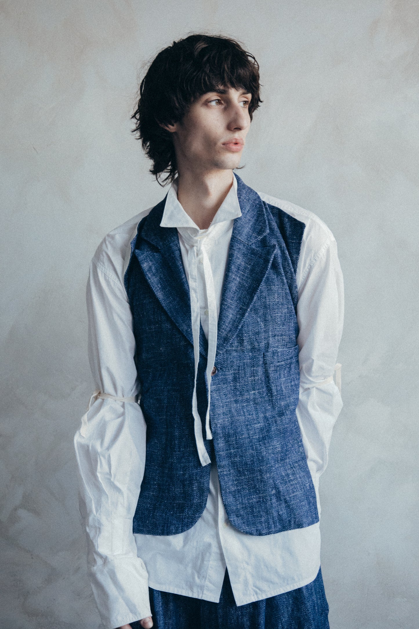 AITA VEST NAVY BLUE