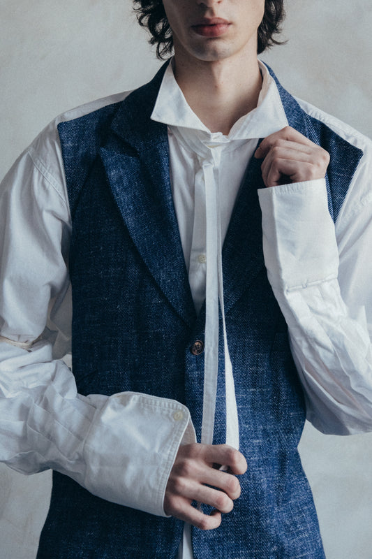 AITA VEST NAVY BLUE