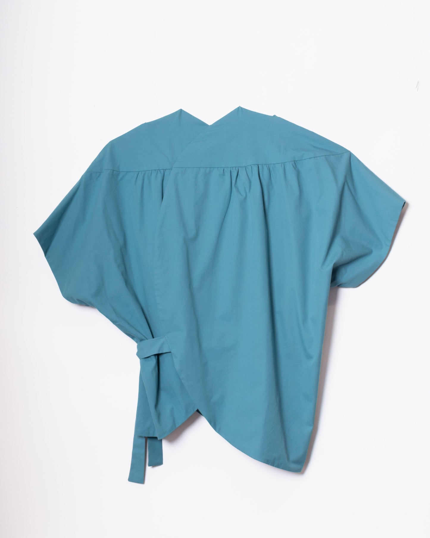 CAMISA ASIMÉTRICA