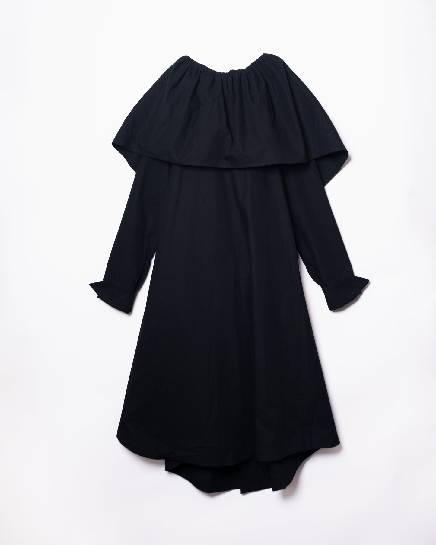 VESTIDO CAPA