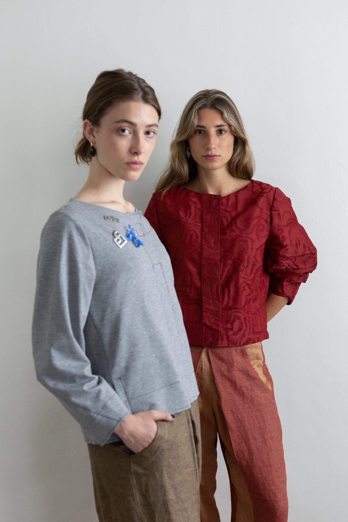 MOIRÉ red shirt